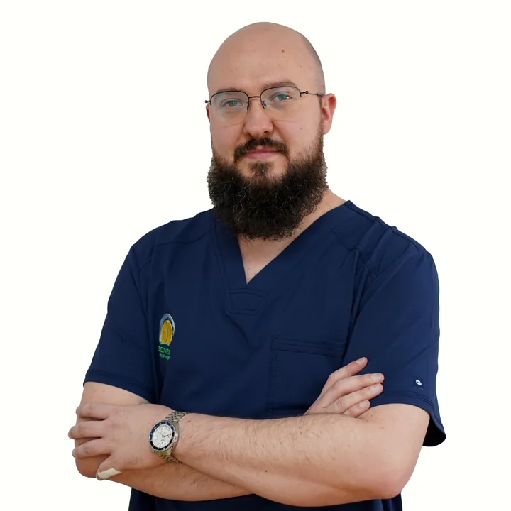 Dr. Cosmin Simion